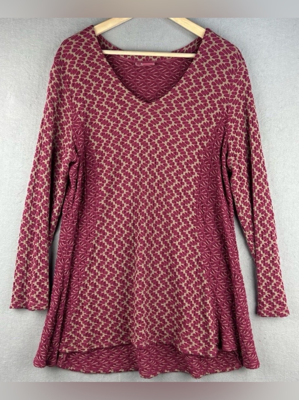 Tianello Women's Size Large Red Fuchsia Tan V-Neck Peyton Tunic Blouse USA